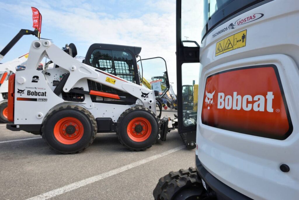 Bobcat Skid Steer 