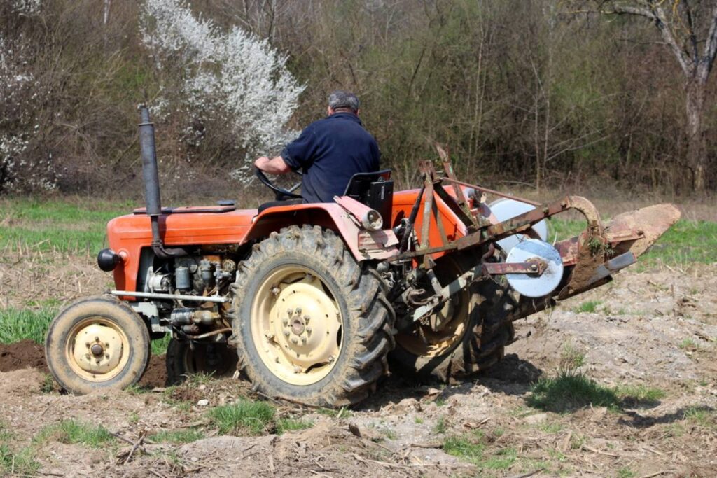 Pros of Subcompact Tractors