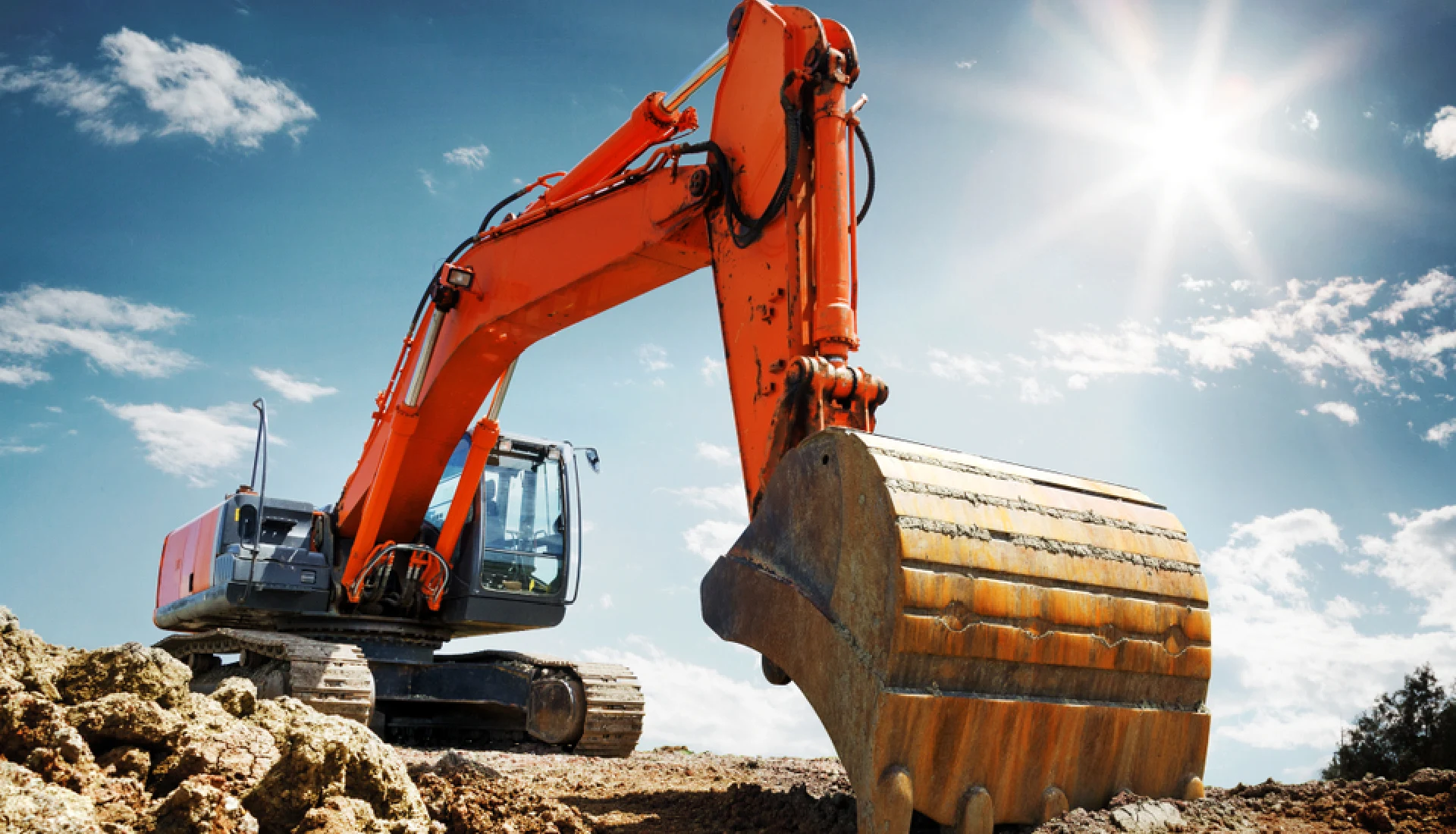 Anatomy and Functionality of an Excavator Bucket