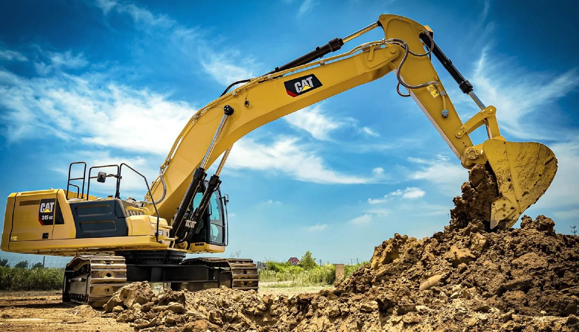 Best Excavator Brands - Caterpillar