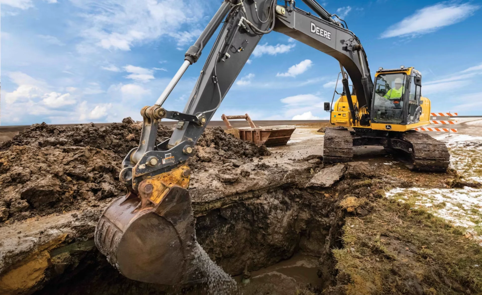 Digging buckets