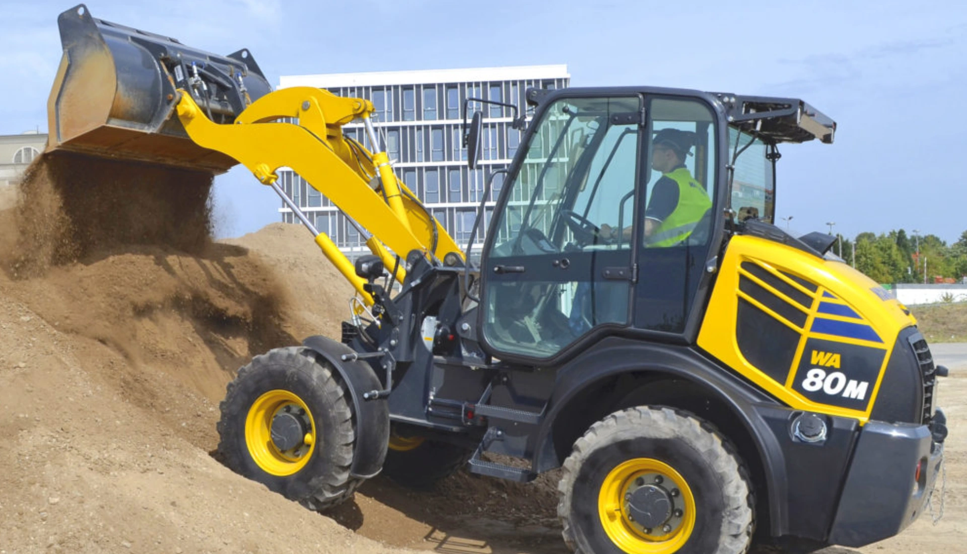 Compact Wheel Loaders