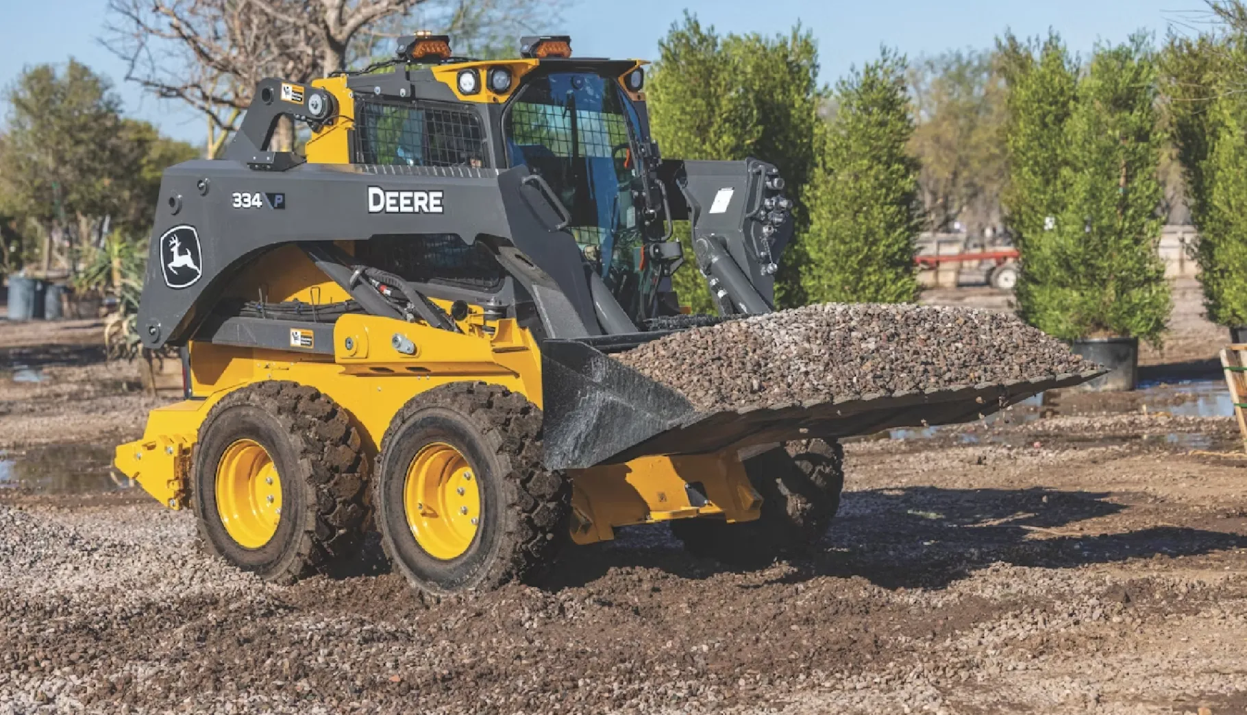 John Deere 334 P-Tier