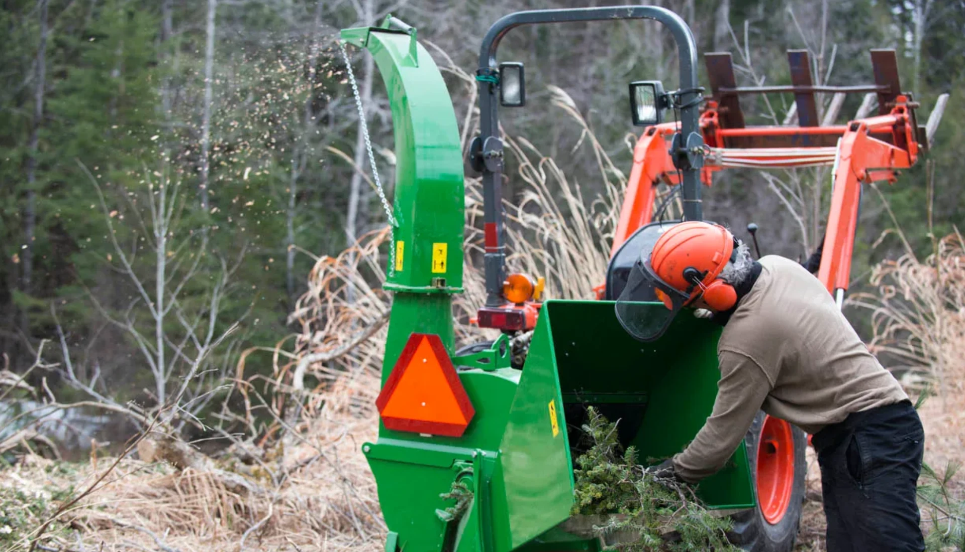 Key Factors Affecting Wood Chipper Rental Prices