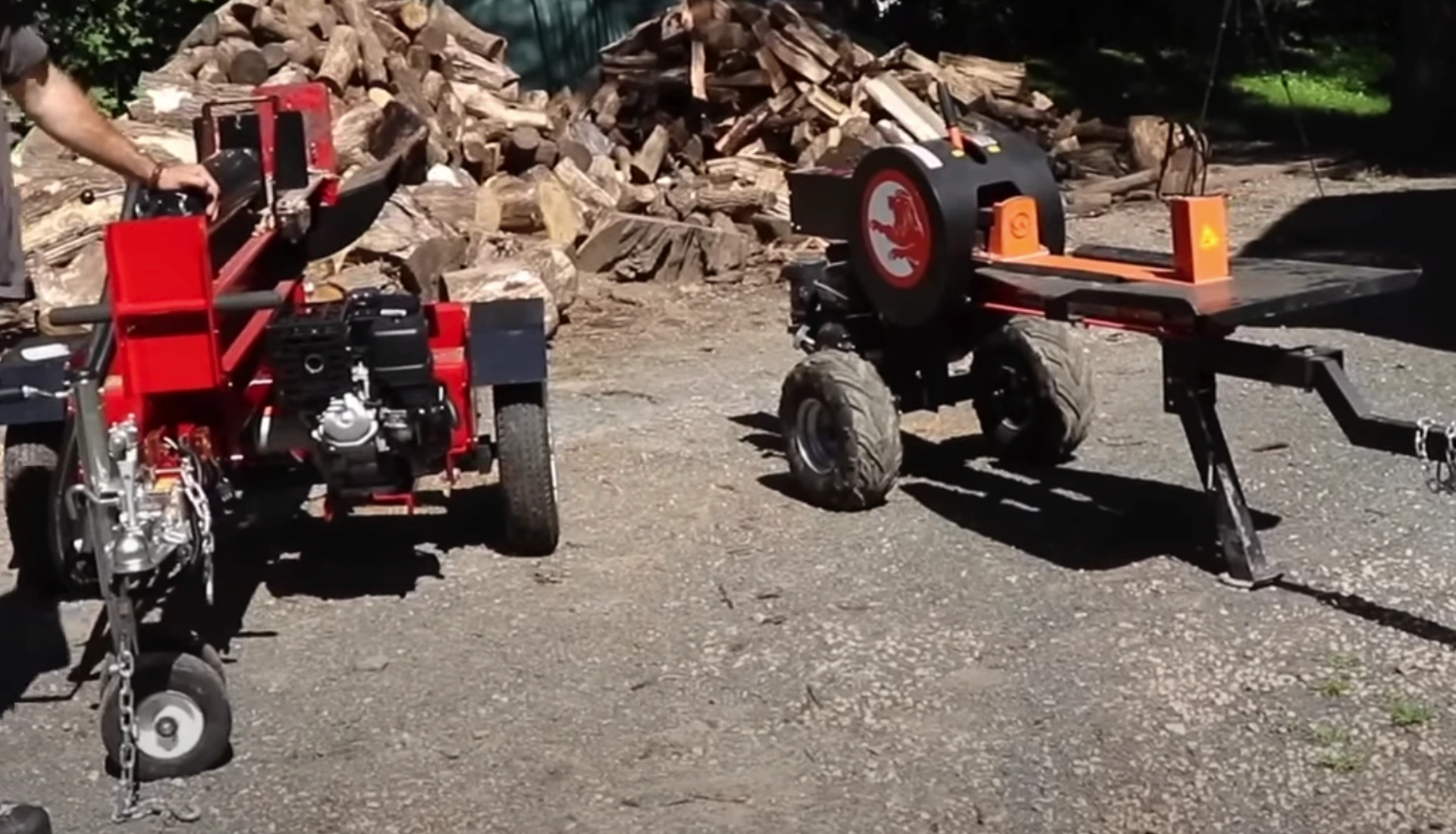 Kinetic vs. Hydraulic Log Splitters
