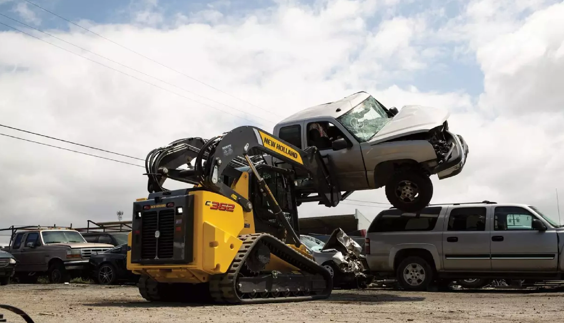 New Holland C362