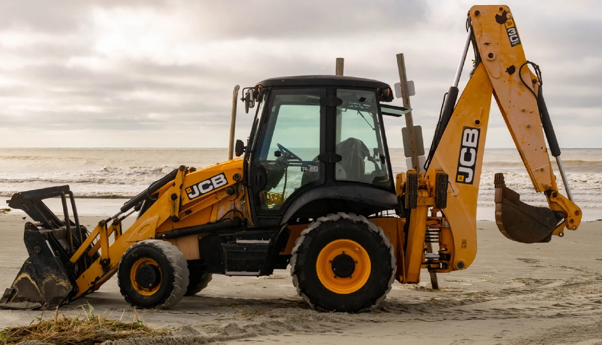 Standard Backhoe Loaders