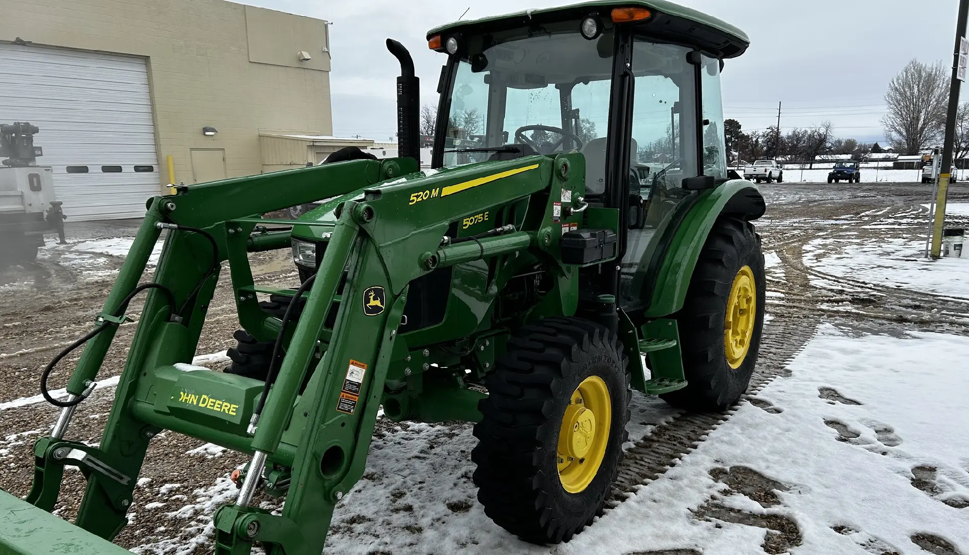 John Deere 5075E