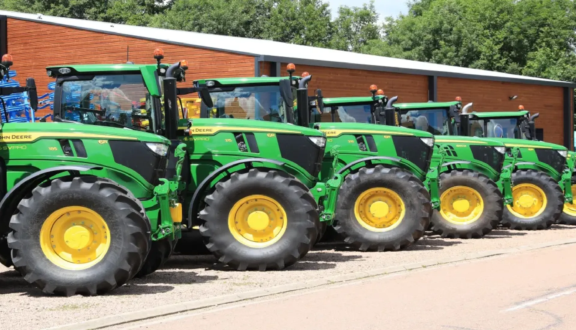 Tractor Usage Rates in the U.S. Agricultural Sector