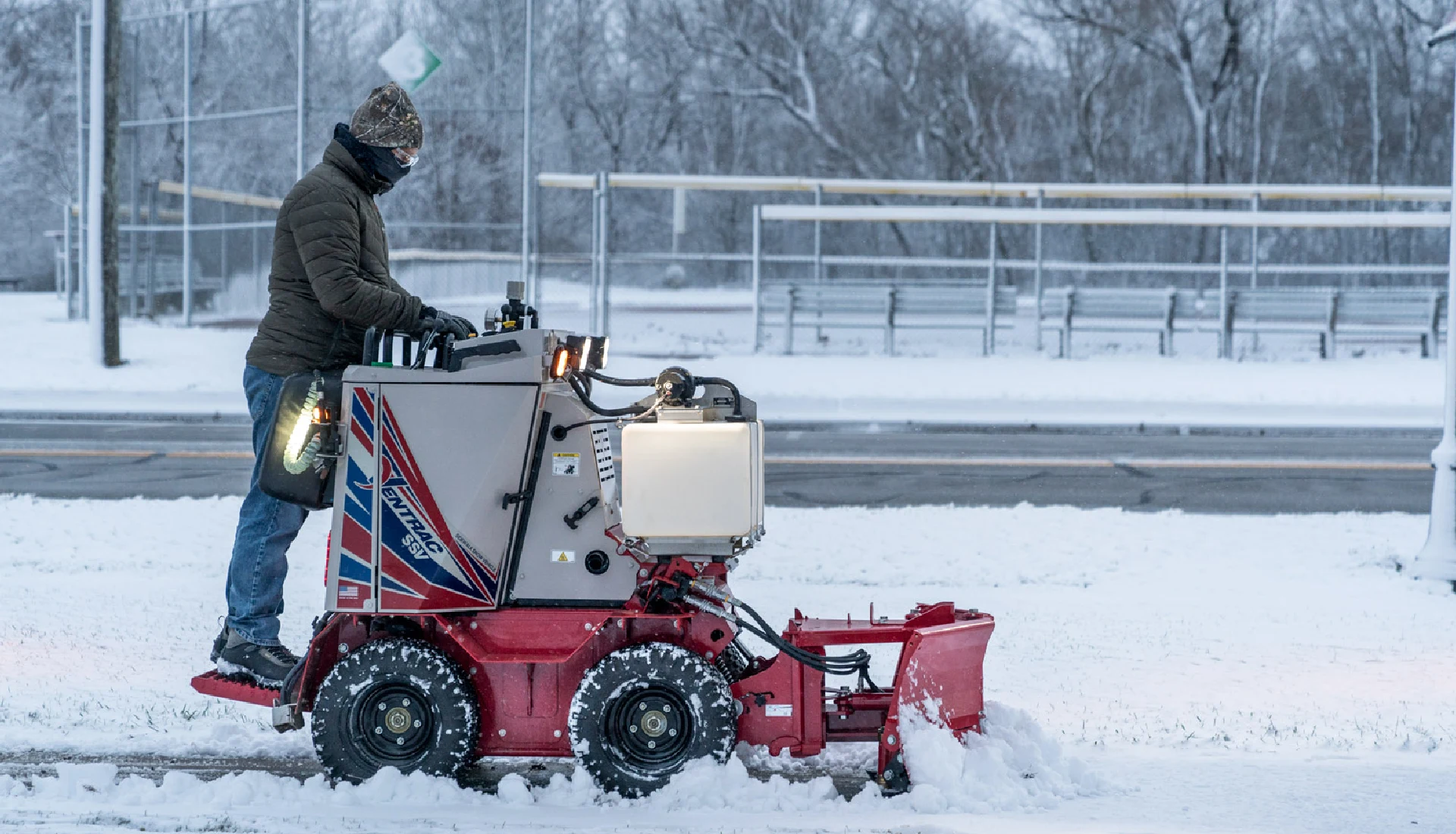 Ventrac SSV
