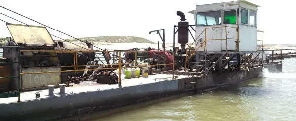 330 Ammco dredge barge with enclosed operator station inspected near Lamar, Colorado for a heavy equipment appraisal